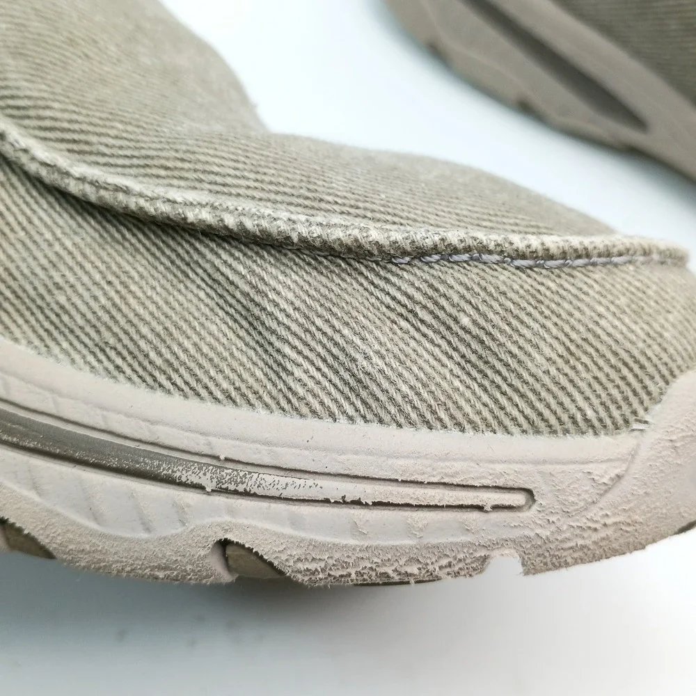Skechers extra wide